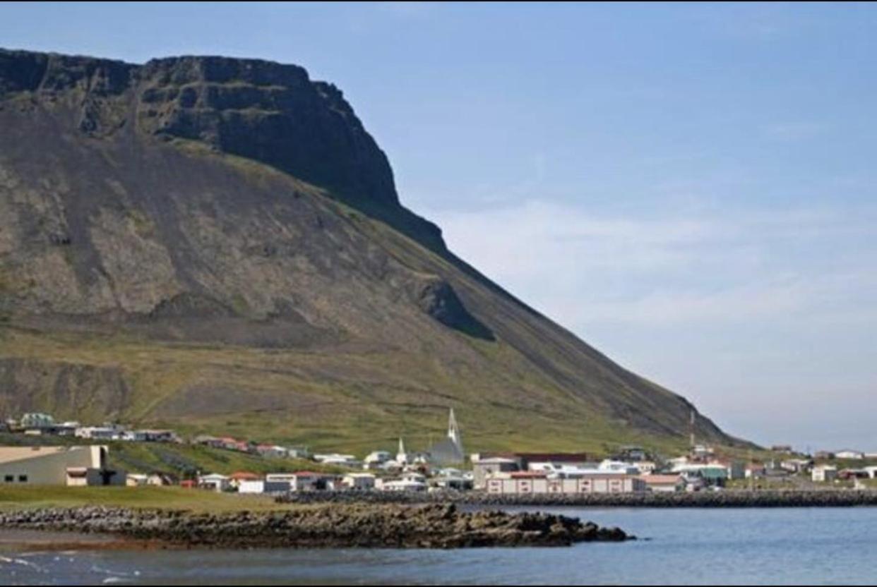 West peninsula apartment, Ólafsvík. Olafsvik Exterior foto